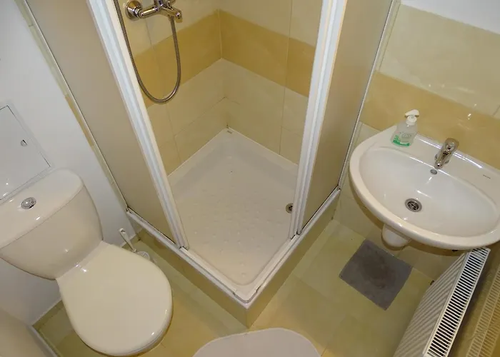 Δωμάτια σε οικογενειακή κατοικία 